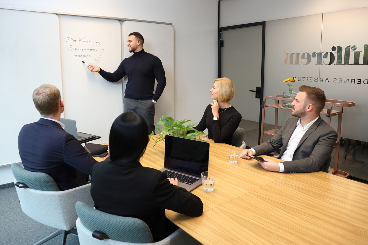 Ben Hoffmann beim Workshop mit Maklern